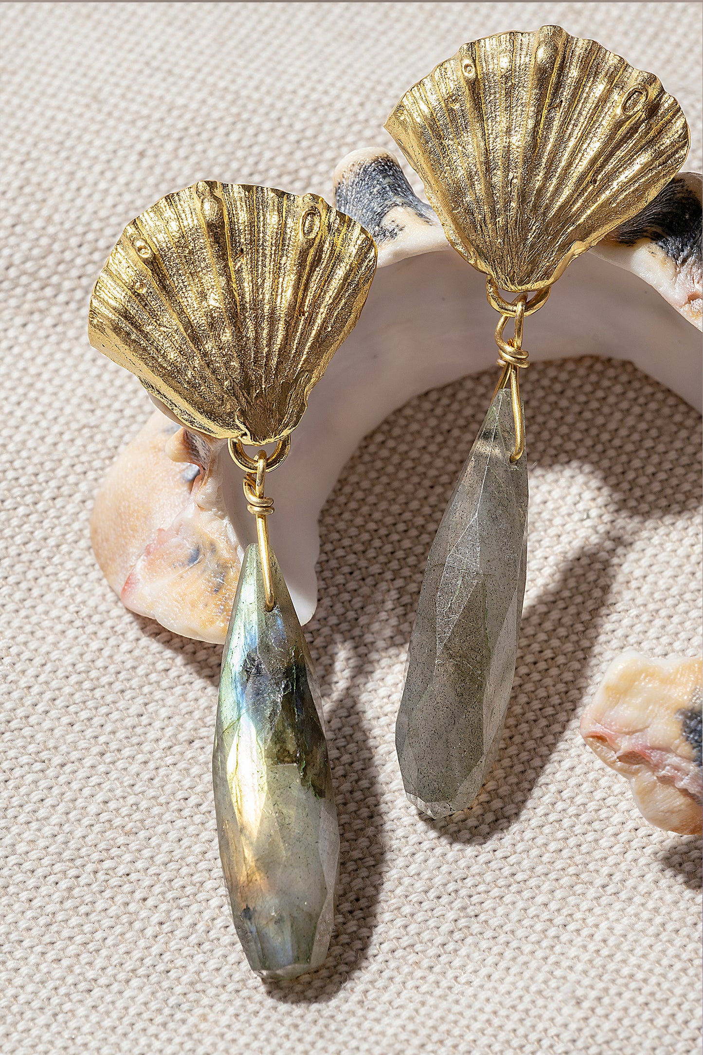 Aros dorados Labradorita